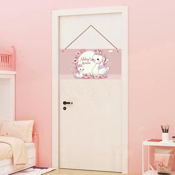 Personalized Swan Signs for Girls Room Bedroom Door Hanging Wooden Signs Custom Baby Name Flowers Floral Door Hanger Baby Nursery Room Customized Kids Room Décor