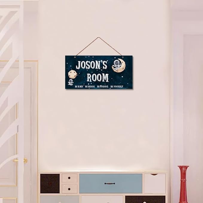 Personalized Signs Astronaut Sign For Boys Room Wall Art Decoration Exquisite Decorative Signs Custom Name for Kids Room Wall Art Decor Outer Space Theme Decor Nursery Decor For Little Man Cave