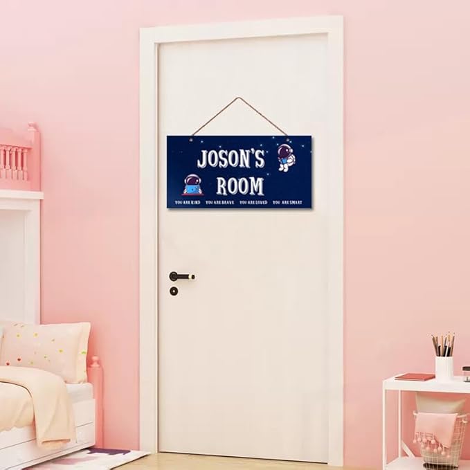 Personalized Astronaut Sign Door Art Decoration Exquisite Decorative Signs Custom Name for Nursery Bedroom Kids Room Wall Art Decor Outer Space Theme Decor For Boys Room