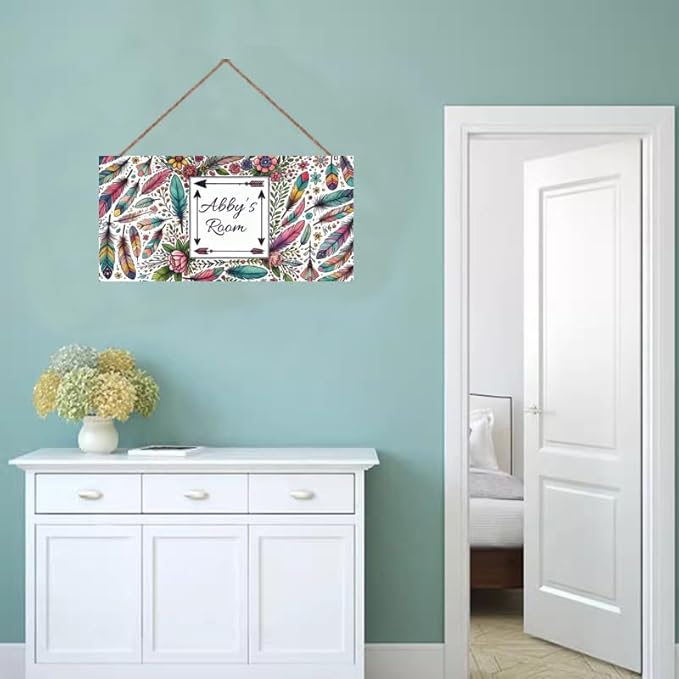 Personalized Sign Colorful Feather Decor For Girls Room and Baby Nursery Kids Bedroom Custom Name Wood Plaque Hanging Plate Wall Art Decor