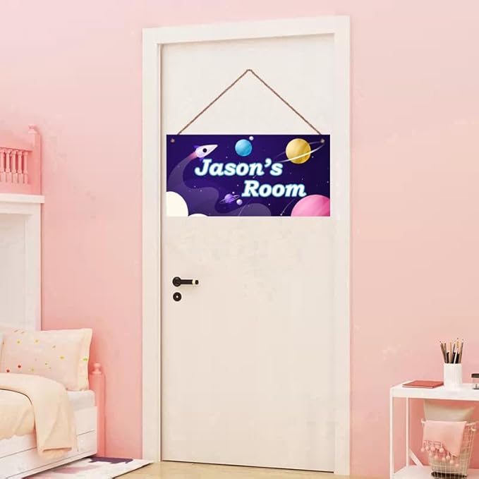 Personalized Signs Spacecraft Sign Alien Wall Art Decoration Exquisite Decorative Signs for Kids Room Planet Wall Art Decor Outer Space Themed Nursery Decor For Boys Bedroom