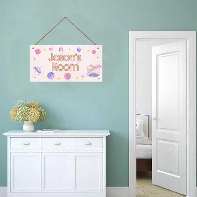 Personalized Universe Sign, Outer Space Theme Wall Art Decor Custom Name Door Plate for Kids Room Nursery Planet Stars Door Art Décor For Girls Boys Room Little Man Cave