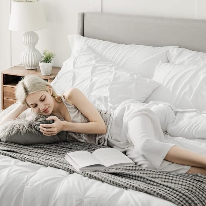 Bedsure Twin Comforter Set White - Bed in a Bag Twin Size Bedding 5 Pieces, GentleSoft™ Pintuck Bed Set Gift for Family, Pinch Pleat White Comforter with Sheets, Pillowcase & Sham