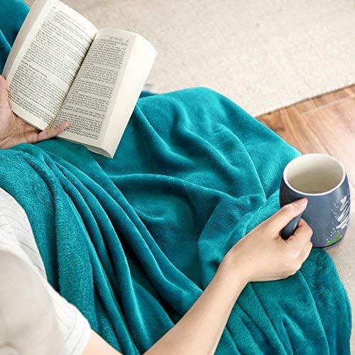 Bedsure GentleSoft Fleece Blanket Twin Size Teal - Image 9