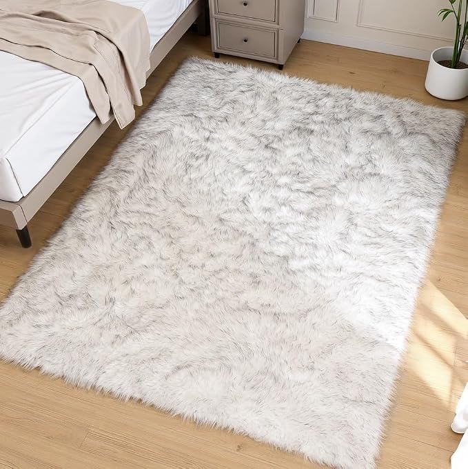 Goolela Sheepskin Area Rug 5x7 for Bedroom Living Room Fluffy Fuzzy Furry Rug by Goolela