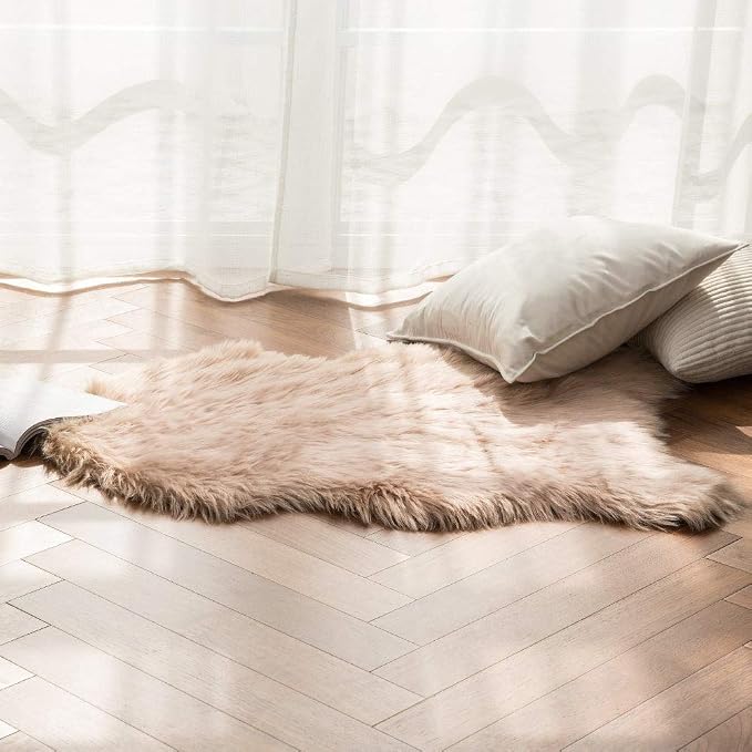 MIULEE Fluffy Area Rug 2x3 ft Faux Fur Sheepskin Rug - Image 8