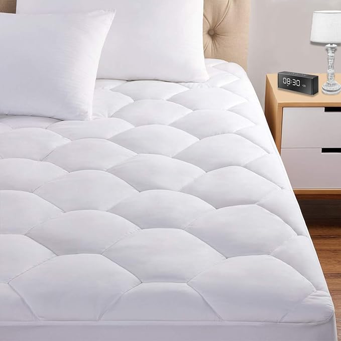 Twin XL Mattress Pad, 8-21" Deep Pocket Protector Ultra Soft Quilted Fitted Topper Cover Fit for Dorm Home Hotel -White