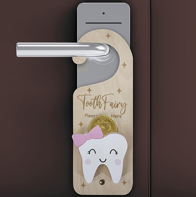 Tooth Fairy Door Hanger, Wooden Tooth Fairy Money Holder with Tooth Coins for Lost Tooth Kids Gifts (Pink)
