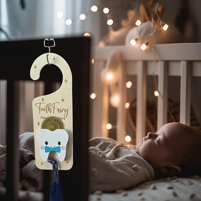 PAMBO Tooth Fairy Door Hanger, Wooden Tooth Fairy Money Holder with Tooth Coins for Lost Tooth Kids Gifts (Blue)