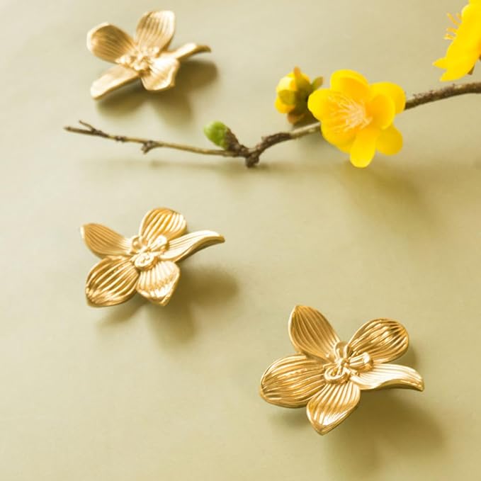 Petal Knobs Brushed Gold Cabinet Knob, Dresser Drawers Cute Handle Hardware Door Pulls, 4 Pack Flower Knobs – for Furniture, Vanity