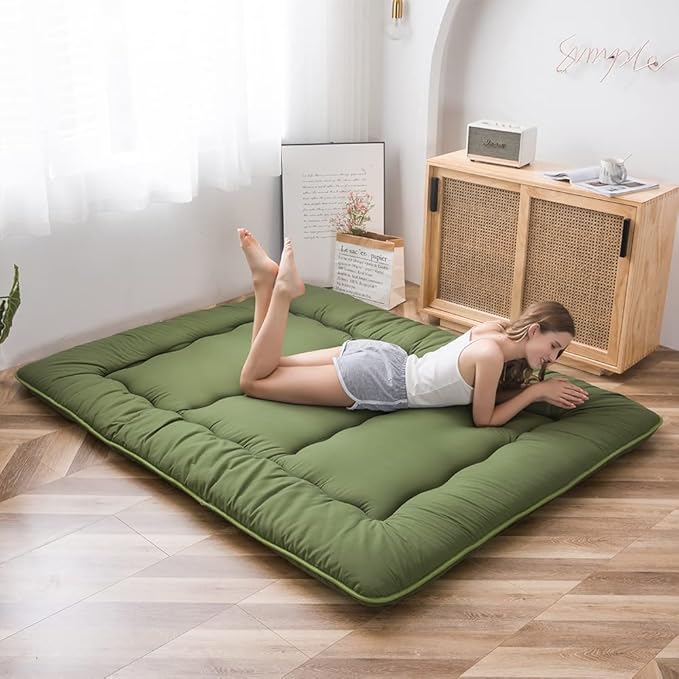 MAXYOYO Japanese Futon Mattress Twin Size Floor Mattress, Thicken Tatami Mat Sleeping Pad Roll Up Mattress Floor Bed Folding Couch Bed Mattress Pad for Guest Room, Green, Twin