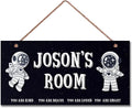 Personalized Signs Astronaut Sign Wall Art Decoration Exquisite Decorative Signs Custom Name for Children Baby Bedroom Kids Room Wall Art Decor Outer Space Themed Nursery Decor For Girls Boys Room