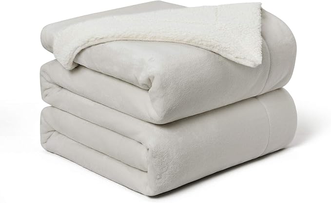 Walensee Sherpa Fleece Blanket (Throw Size 50”x60” Silver Grey) Plush Throw Fuzzy Super Soft Reversible Microfiber Flannel Blankets for Couch, Bed, Sofa Ultra Luxurious Warm and Cozy for All Seasons