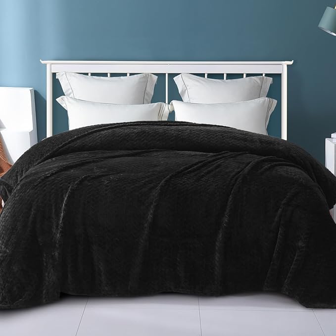 Exclusivo Mezcla Fleece Queen Size Blanket for Bed, 90x90 Inches Soft Cozy Jacquard Flannel Blankets, Lightweight Fuzzy Plush Warm for Winter, Black