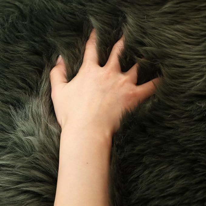 LLB Genuine Sheepskin Area Rug Wool Rug Fur Carpet Fluffy Shaggy Fur Rug - Image 4