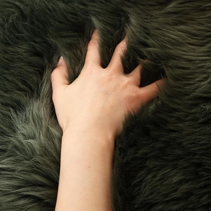 LLB Genuine Sheepskin Area Rug Fur Carpet Fluffy Shaggy Fur Rug - Image 6