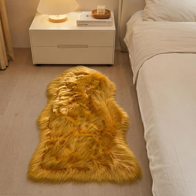 EasyJoy Faux Sheepskin Rug, Fluffy Faux Fur Rug, Ultra Soft Shag Area Rug - Image 3