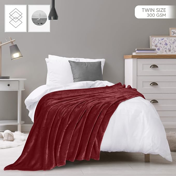 Utopia Bedding Soft Fleece Bed Blanket Twin Size Burgundy | Microfiber Plush - Image 2