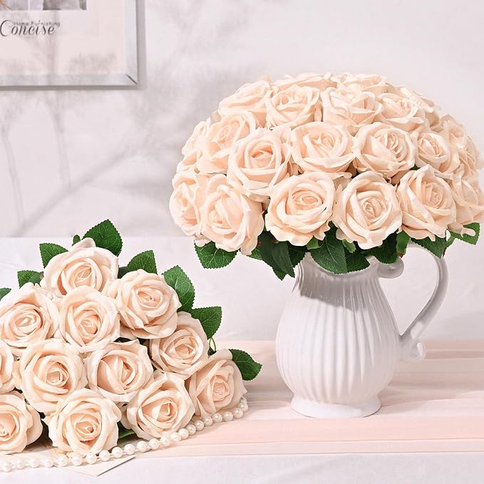 BLEUM CADE 100 Pcs Champagne Roses Artificial Flowers, Real Touch Velvet Roses Fake Flowers Bulk, Artificial Roses Bouquet with Long Stems Bridal DIY Wedding Party Centerpiece Decorations