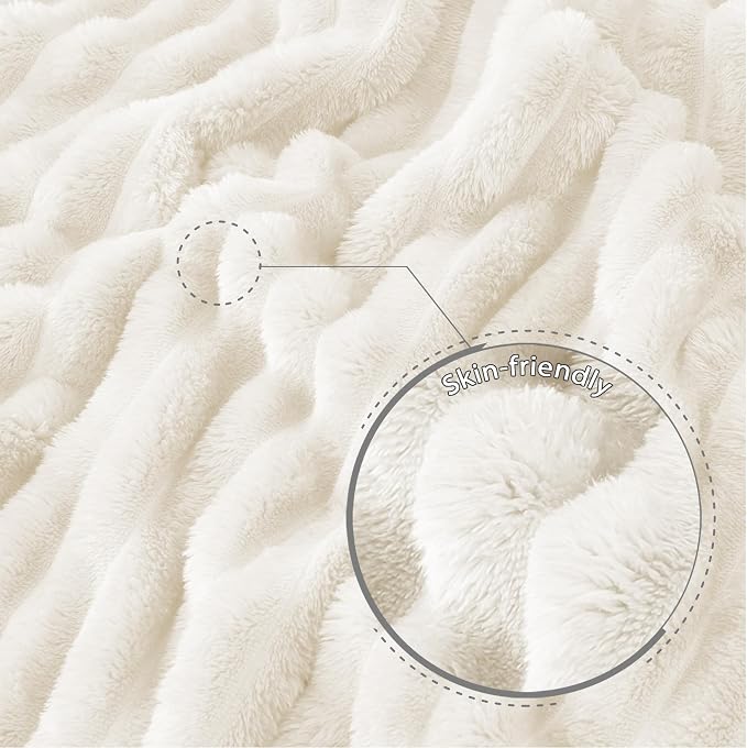 Exclusivo Mezcla Striped Fleece Throw Blanket - Image 5