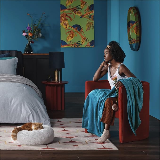 Bedsure GentleSoft Fleece Throw Blanket Teal - Image 6