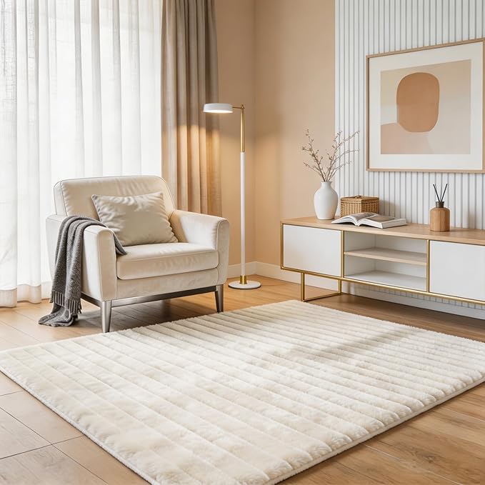 Creamy White Rabbit Striped Plush Rug 3'x5', Fluffy Faux Fur Shaggy Area Rug by CHOVY
