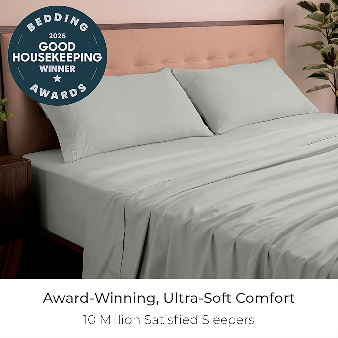Mellanni King Sheets Set - 4 PC Iconic Collection Bedding - Hotel Luxury, Extra Soft, Cooling Bed Sheets - Wrinkle, Fade, Stain Resistant (King, Spa Mint)
