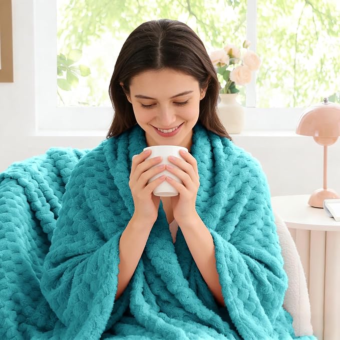 BEDELITE Teal Large Throw Blanket - Image 4