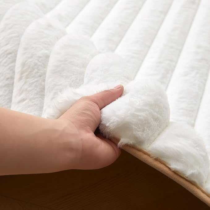 White Rabbit Striped Plush Rug 4'x6', Fluffy Faux Fur Shaggy Area Rug - Image 3