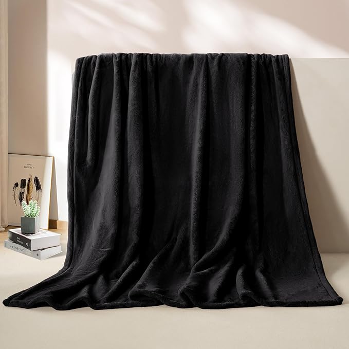 BEAUTEX Fleece Blanket Twin Size Super Soft Flannel Throw Blanket Lightweight Fuzzy Plush Blanket for Couch Sofa or Bed All Seasons (Black, 60" x 80")