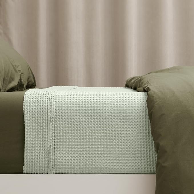 PHF 100% Cotton Waffle Weave Blanket King Size for Bed,Snag Proof Lightweight Breathable Throw for Couch,Great for Layering in Cold Weather,Machine Washable,Home Decor Gift-Sage Green