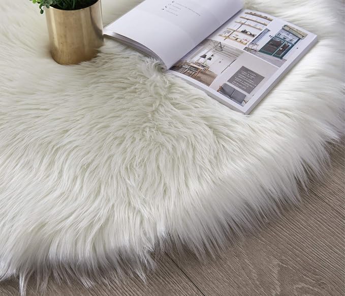 SERISSA 3x3 Fluffy White Round Faux Fur Area Rug - Image 4