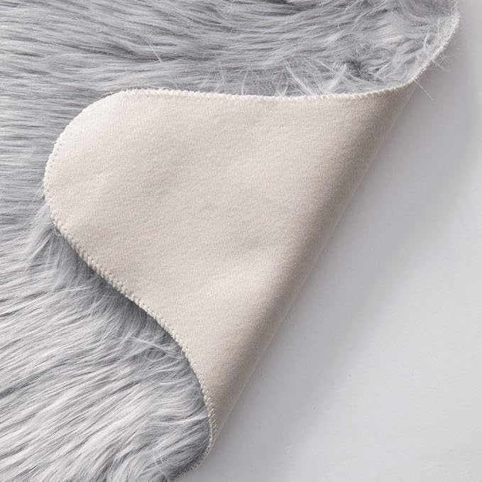 MIULEE Fluffy Area Rug 3x5 ft Faux Fur Sheepskin Rug - Image 5