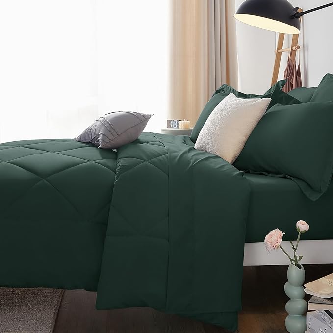 CozyLux Queen Comforter Set Forest Green - Bed in a Bag Queen Size 7 Pieces, Luxury Soft Bed Set for All Seasons, Bedding Set with Down Alternative Comforter, Sheets, Pillowcases & Shams