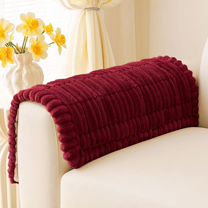 Couch Cover for Dogs, Washable Non Slip Plush Flannel Sofa Protector | Thick by hyha