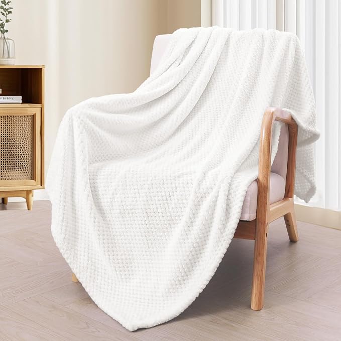 Exclusivo Mezcla Soft Waffle Fleece Bed Blanket Queen Size, Cozy Flannel - Image 4