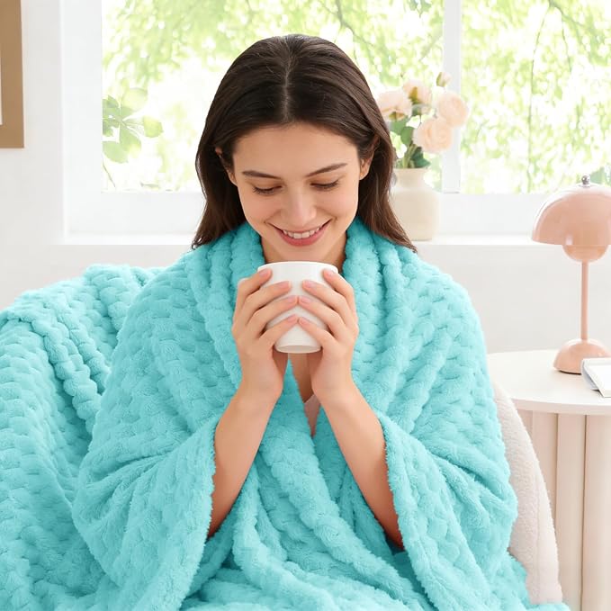 BEDELITE Aqua Throw Blanket for Couch, Soft Cozy Gifts for Women, 50 * 60 | 3D - Image 4
