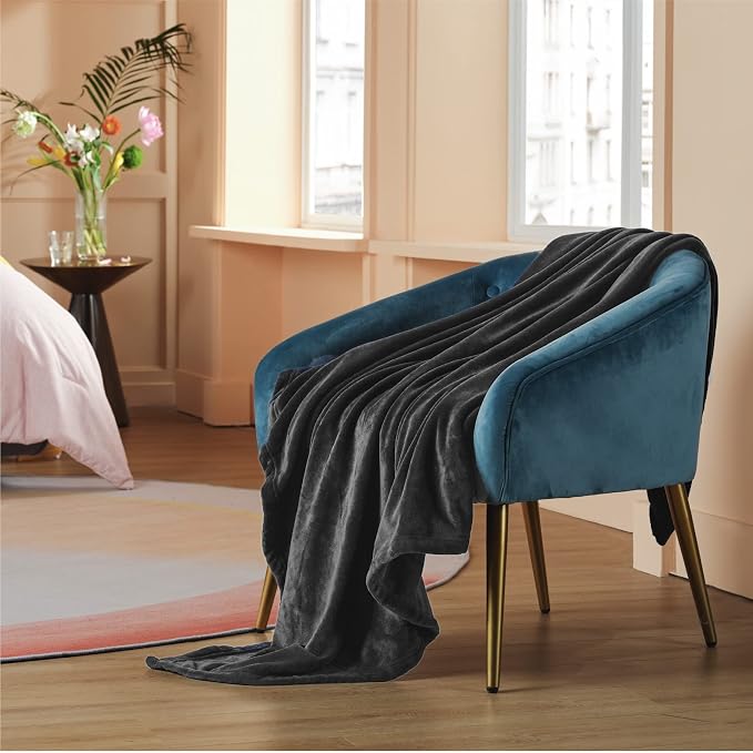 Bedsure GentleSoft Fleece Blanket Twin Size Dark Grey - Image 6