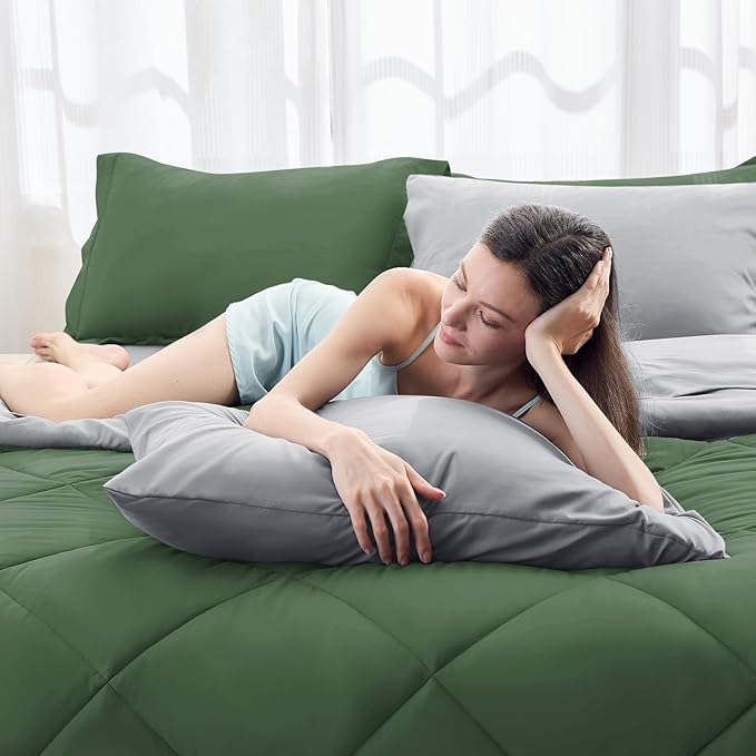 HEVUMYI Twin-XL Comforter Set - 5-Piece All Season Bed in a Bag Twin-XL, Ultra Soft Bedding Set with Comforter, Flat Sheet, Fitted Sheet, Pillowcases, Pillow Shams, Green & Light Grey