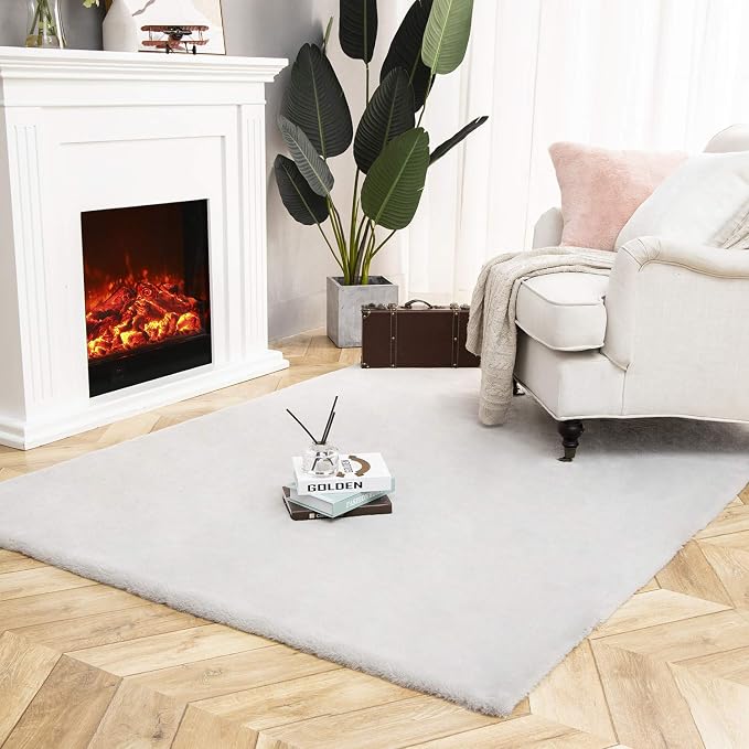 Ashler Faux Fur Rug, Ultra Soft Faux Rabbit Fur, 5 x 7 Feet Rectangle, Machine - Image 7