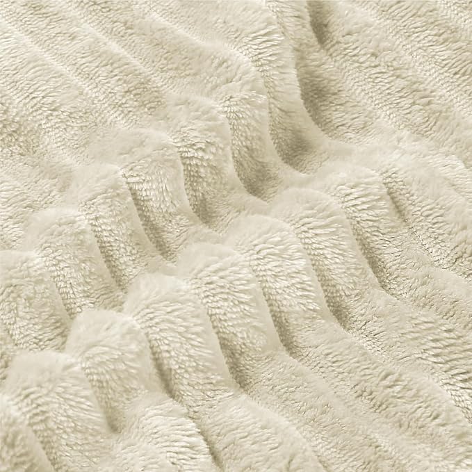 BEDELITE 3D Ribbed Jacquard Beige King Size Blankets - Image 3