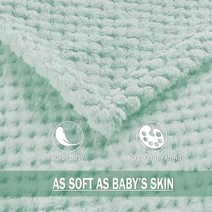 Exclusivo Mezcla Large Waffle Fleece Throw Blanket - Image 5