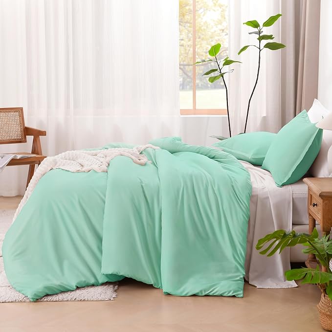Litanika Comforters Mint Green Full Size, 3 Pieces Lightweight Solid Bedding Set & Collections, All Season Fluffy Bed Set (79x90In Comforter & 2 Pillowcases)