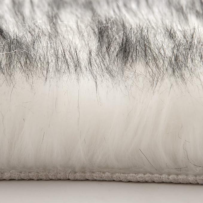 MIULEE Fluffy Area Rug 2'x3' Cloud Faux Fur Sheepskin Rug Gradient Grey | Luxury - Image 4