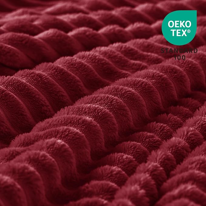 BEDELITE 3D Ribbed Burgundy Fleece Throw Blanket - Image 3