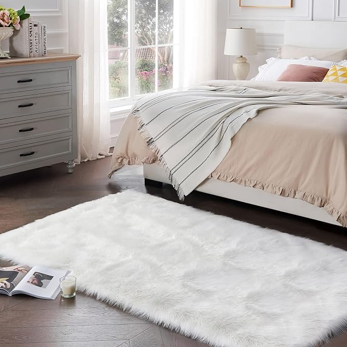 SERISSA 4x6 Fluffy White Faux Fur Area Rug - Image 2