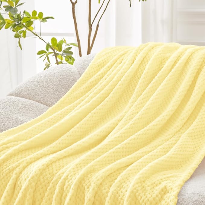 Exclusivo Mezcla Large Waffle Fleece Throw Blanket - Image 4