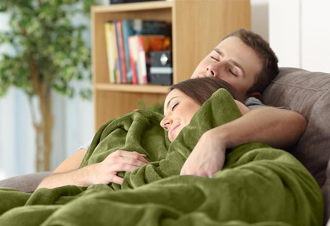 Utopia Bedding Fleece Blanket King Size Olive 300GSM Luxury Fuzzy Soft - Image 6