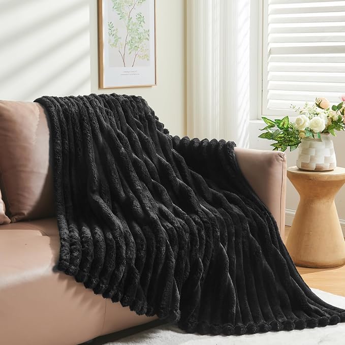 NEWCOSPLAY Fleece Ribbed Cozy Twin Blanket - Image 8