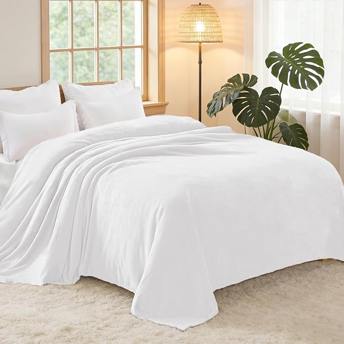Exclusivo Mezcla Soft Fleece Blanket Twin Size - Image 3